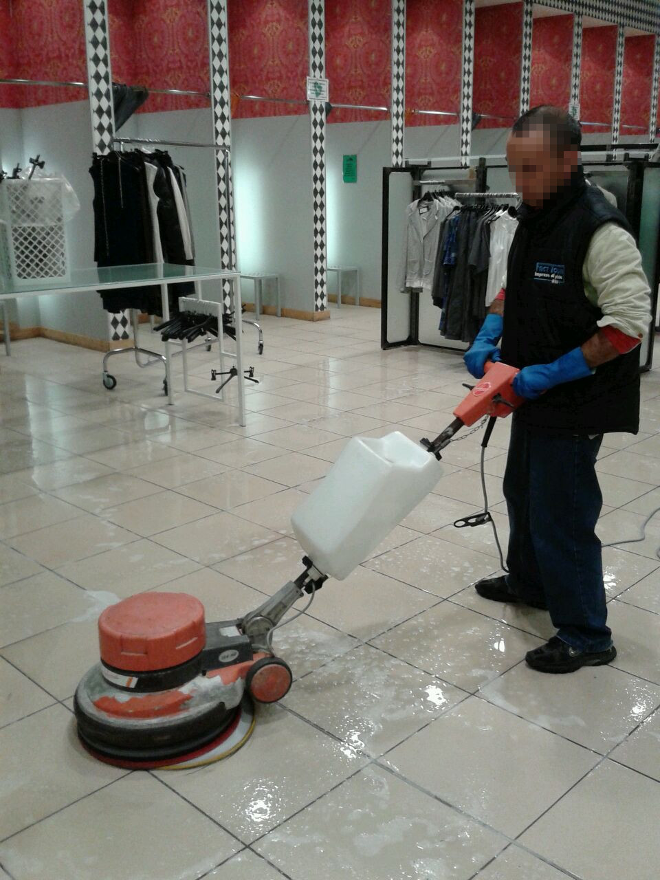 Lavaggio e pulizia pavimenti Cagliari